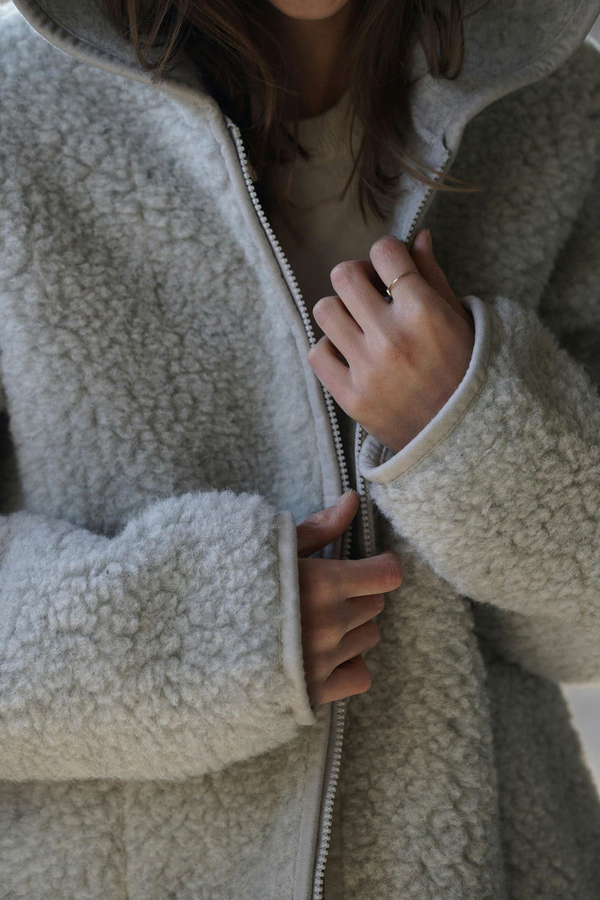 WOMEN'S WOOL COAT