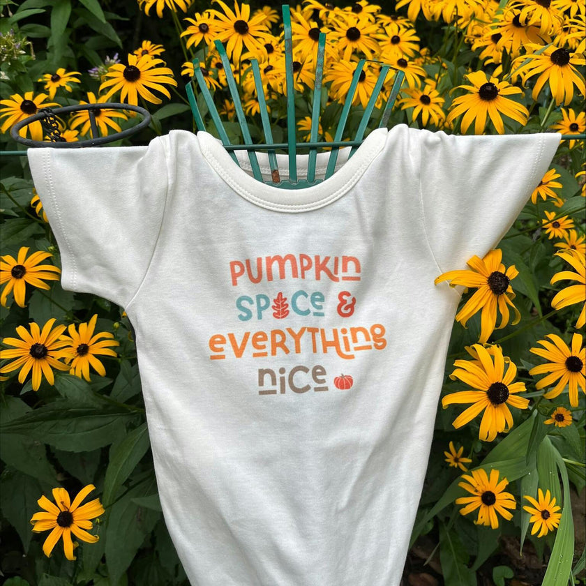 graphic tee | pumpkin spice nice
