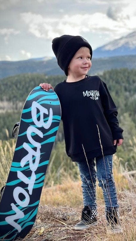 Mountains To Climb Pullover Top