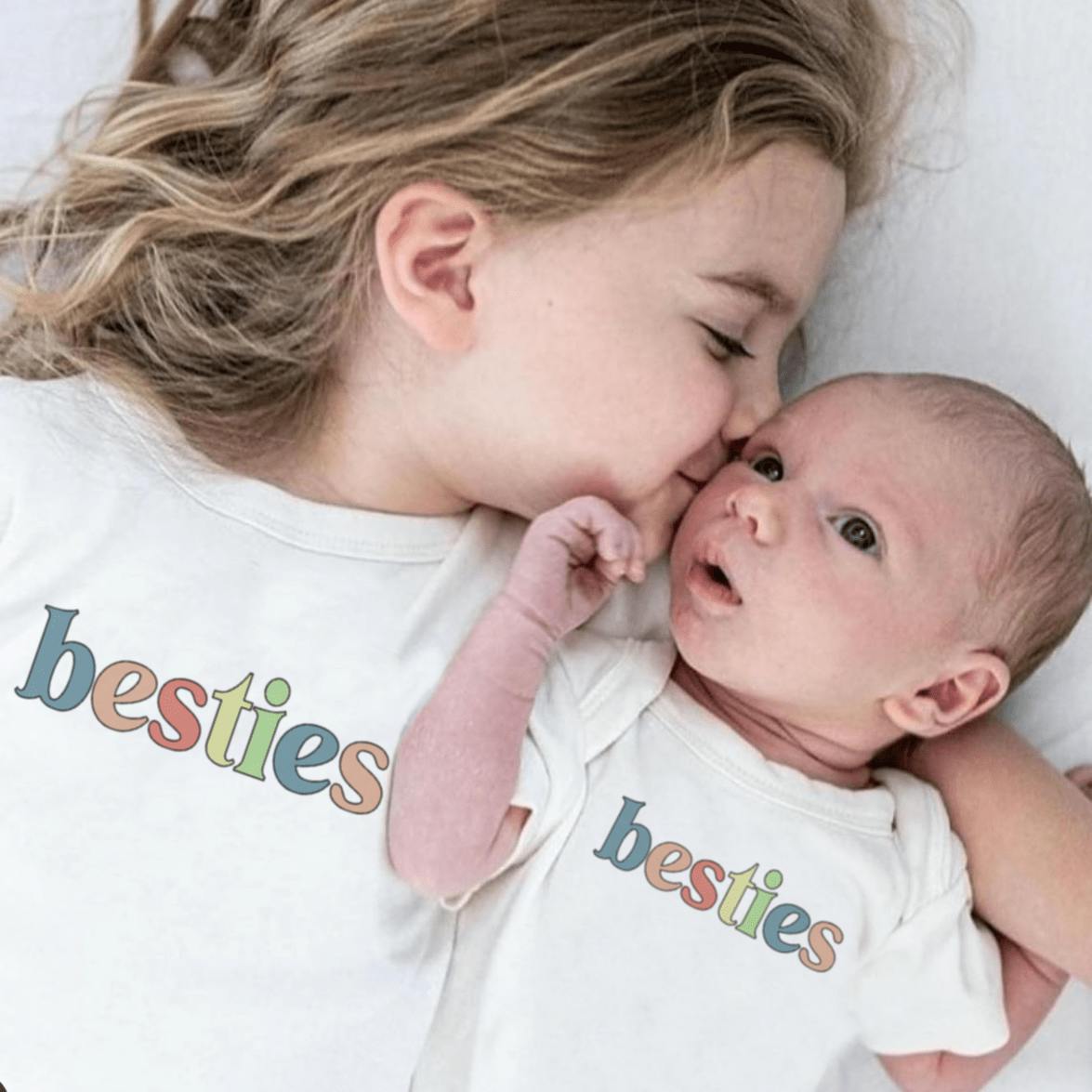 graphic tee | besties