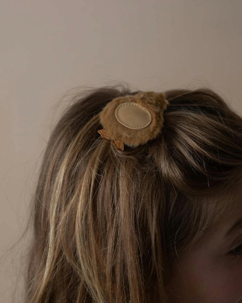 Lipu Clip | Duckling | Camel Soft Faux Fur