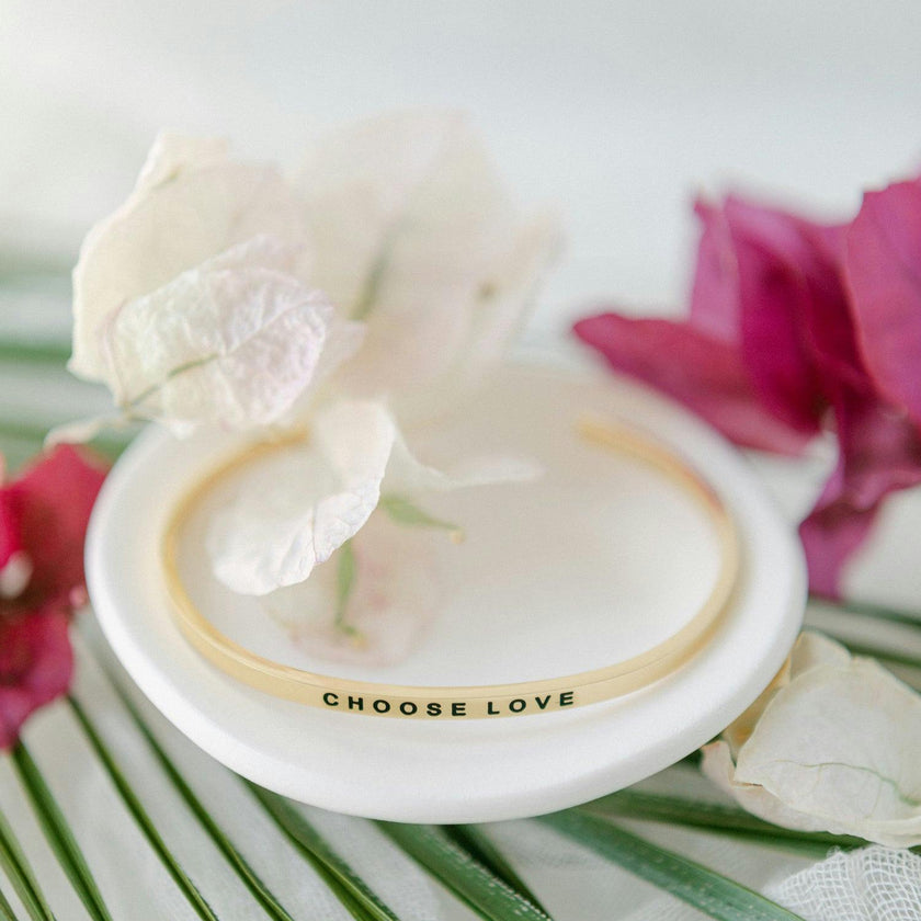 Women's "Choose Love" Bracelet