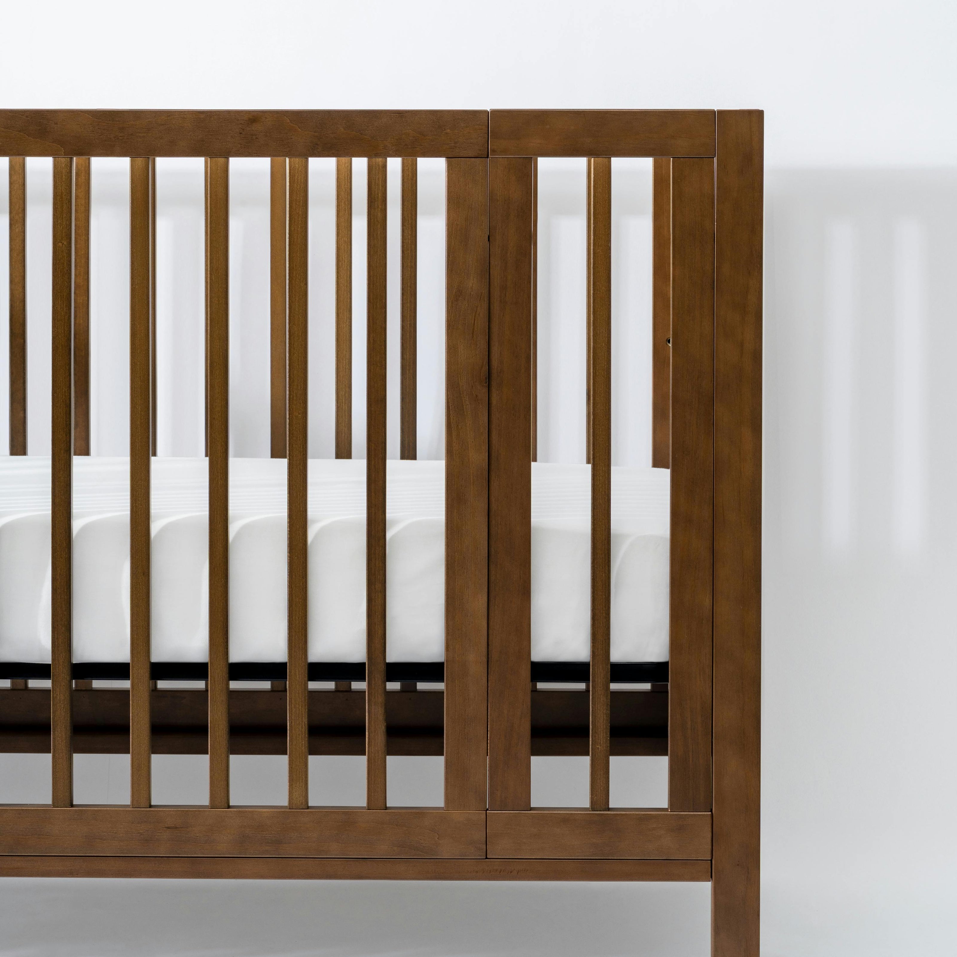 Crib Sheet in GOTS Certified Organic Brushed Cotton in Bright White