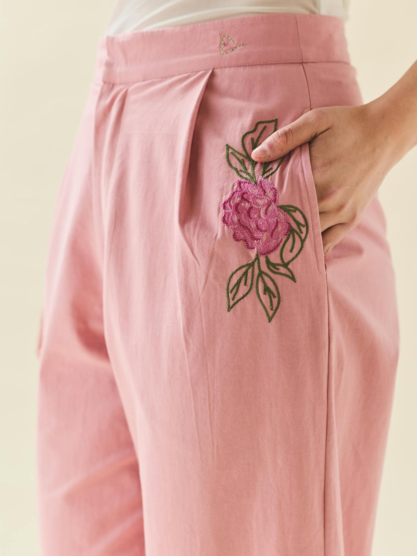 Nina Pant