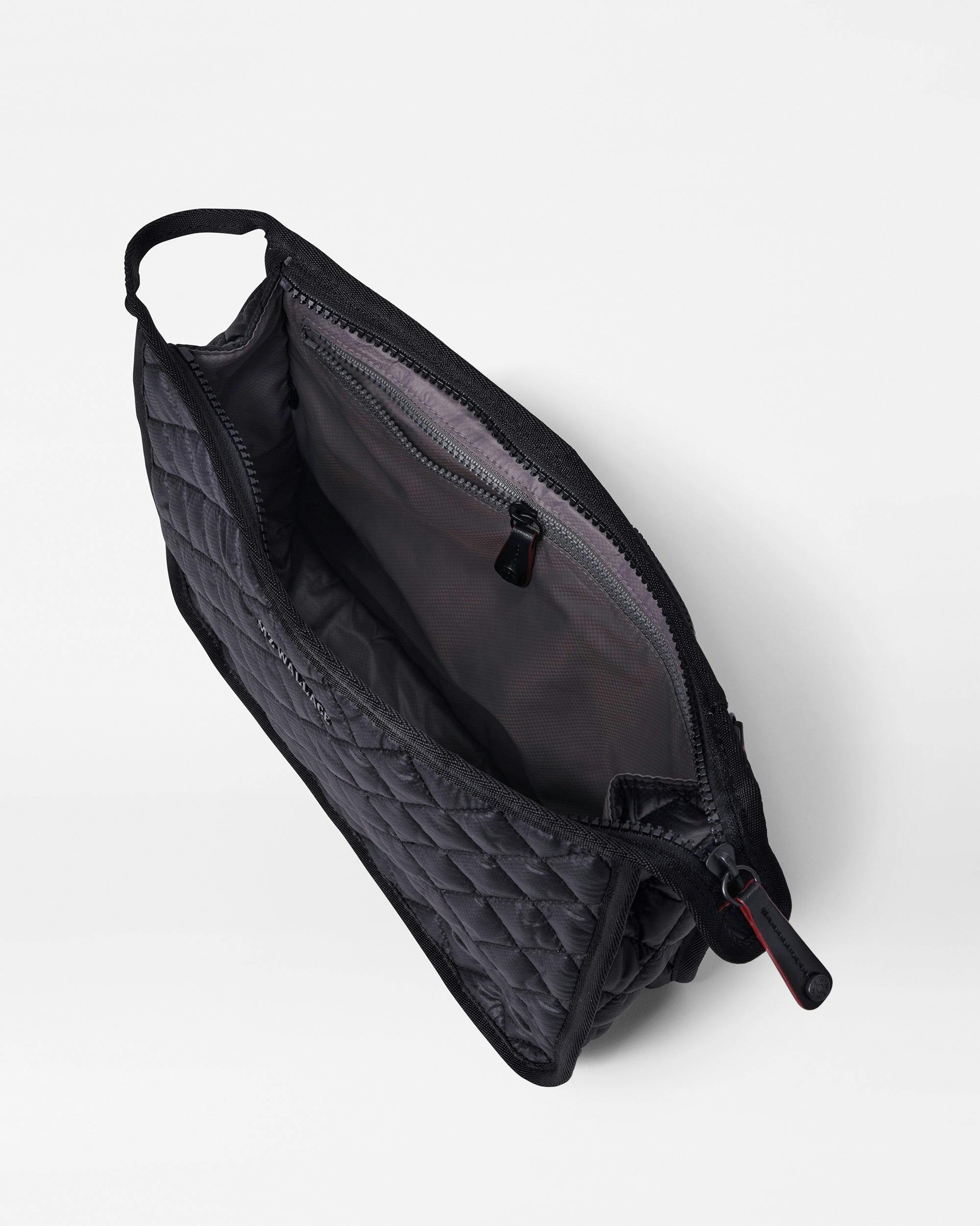 Black Metro Zip Pouch