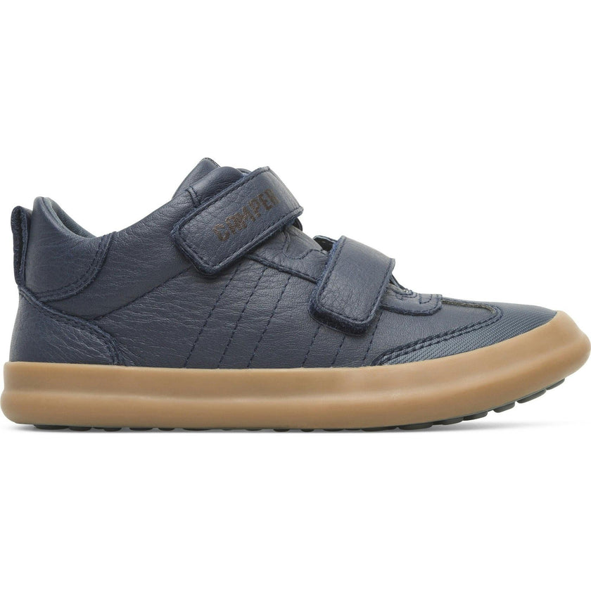 Pursuit Sneaker