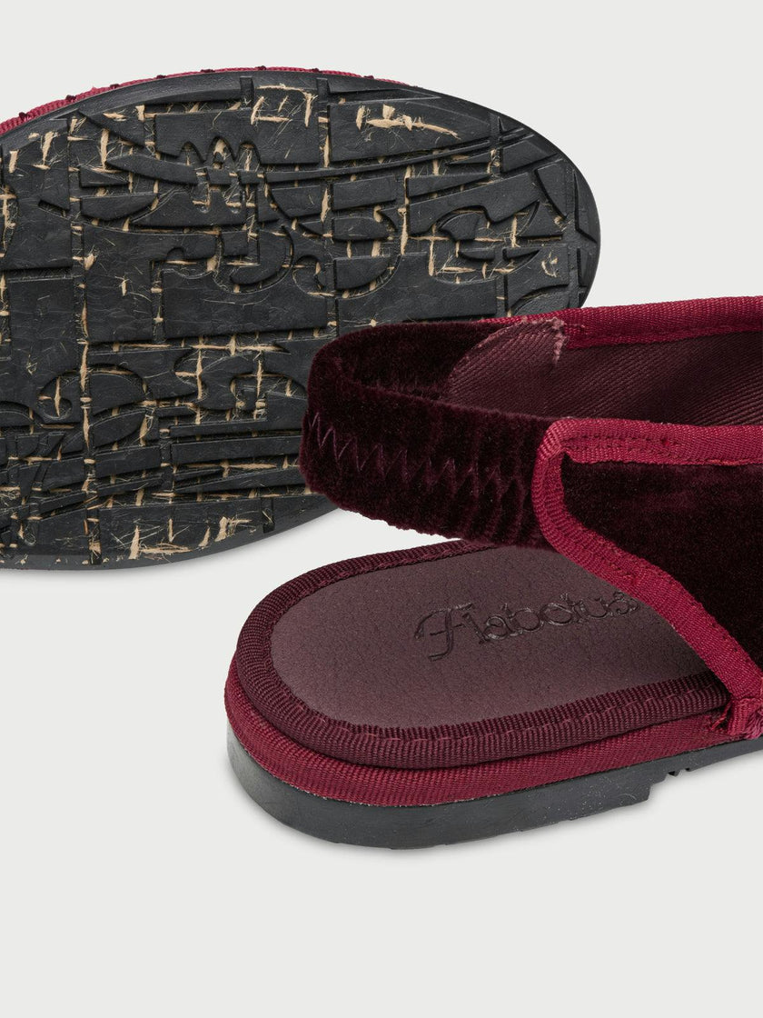 Narnia Burgundy