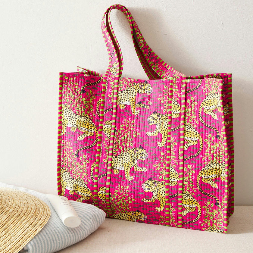 Bagheera - The Traveler Tote - Hot Pink
