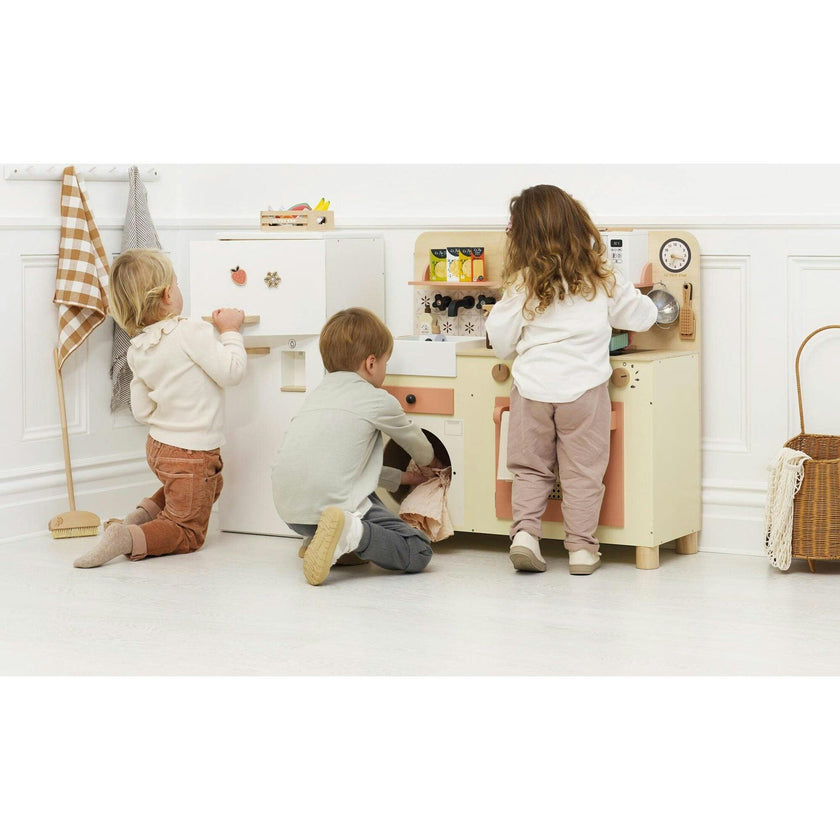 Rattan Family Size Wooden Play Kitchen