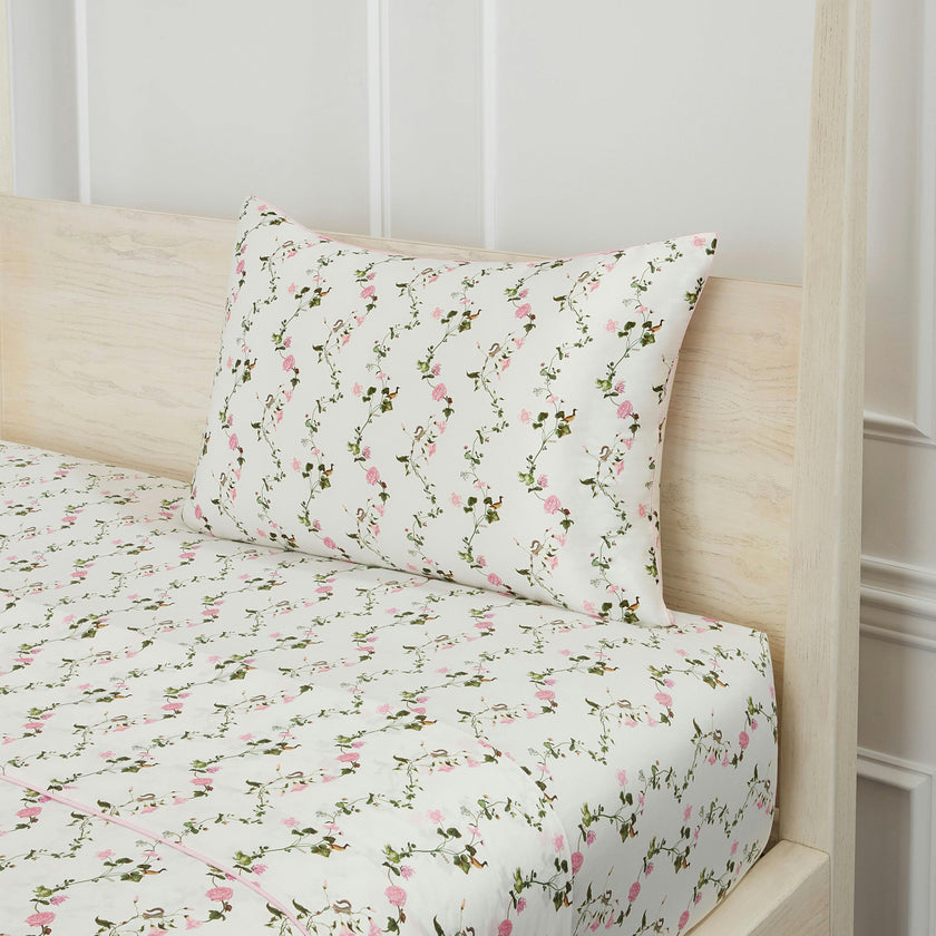 The Sisi Silk Pillowcase - Pink Pond Floral