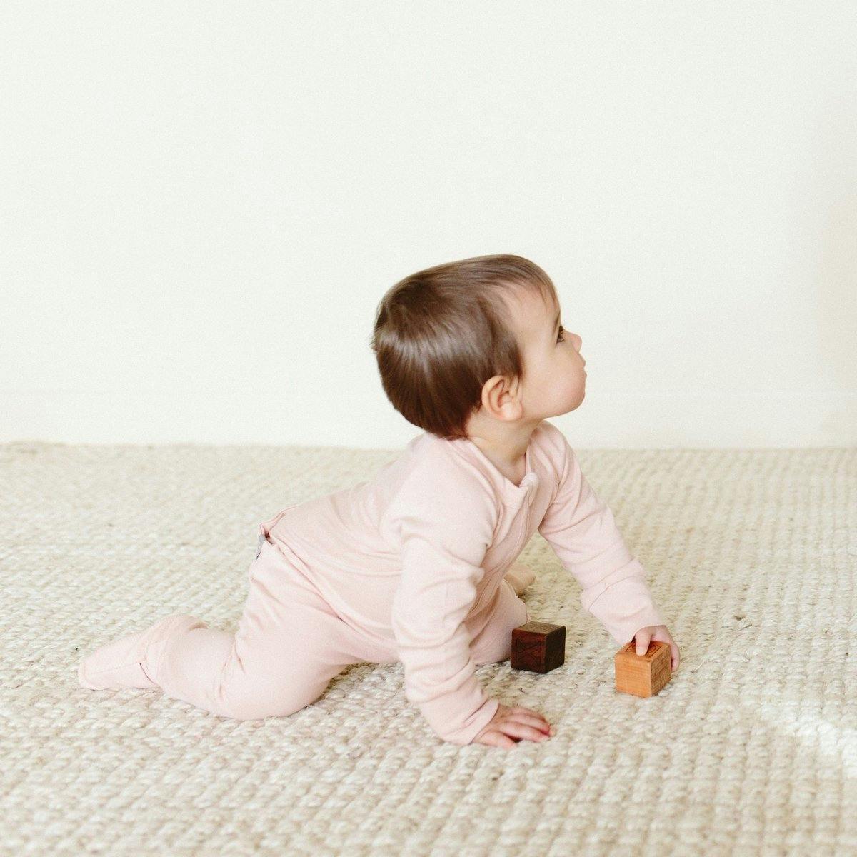 GROW WITH YOU FOOTIE | ROSE — Bamboo Organic Cotton Blend, 0–6M