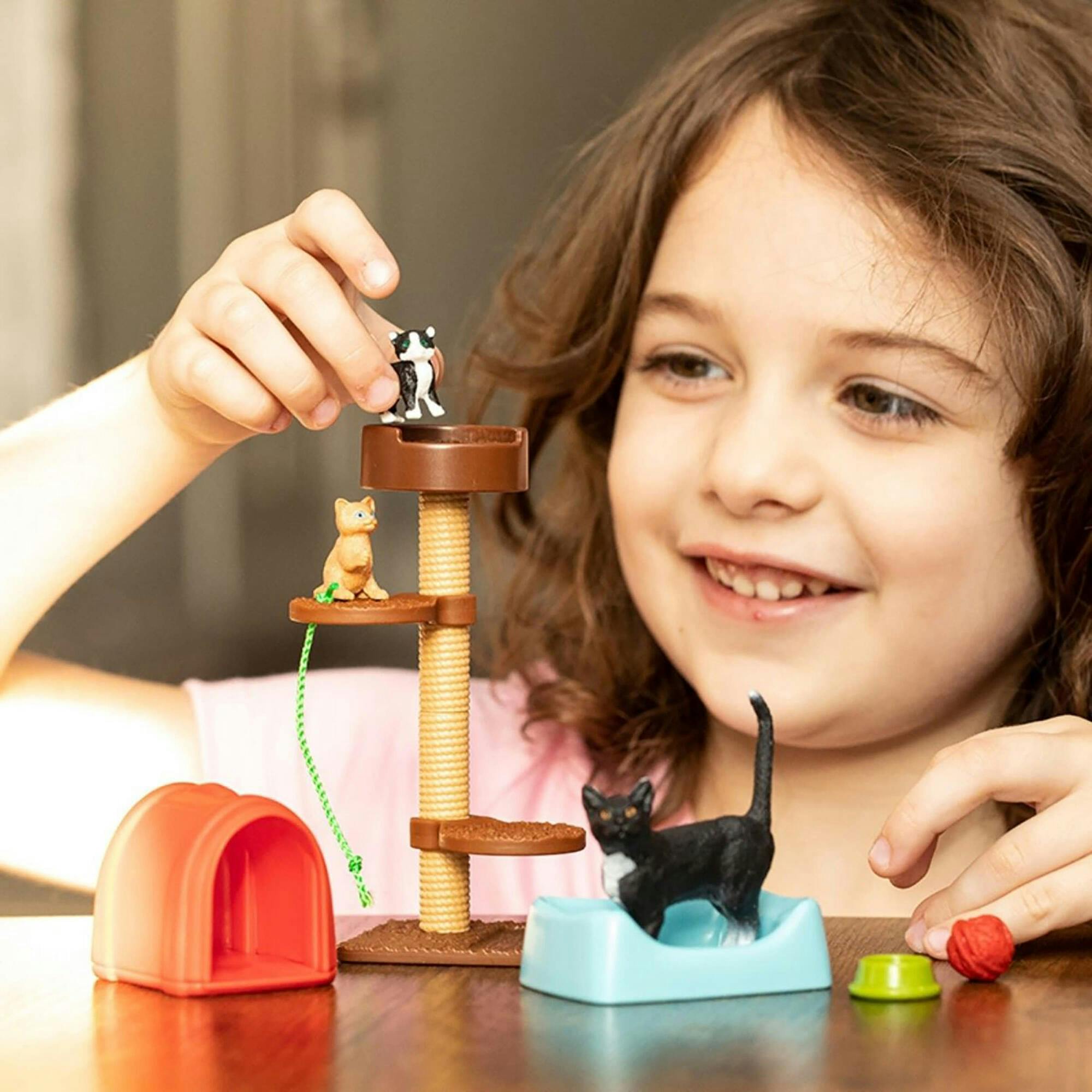 Schleich Farm World: Playtime For Cute Cats - Animal Figure Playset