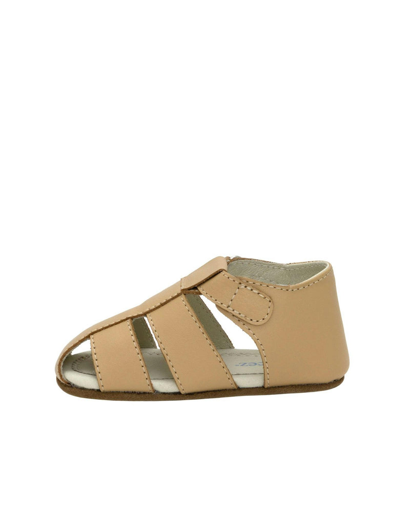 Matthew First Kicks Sandals in Tan