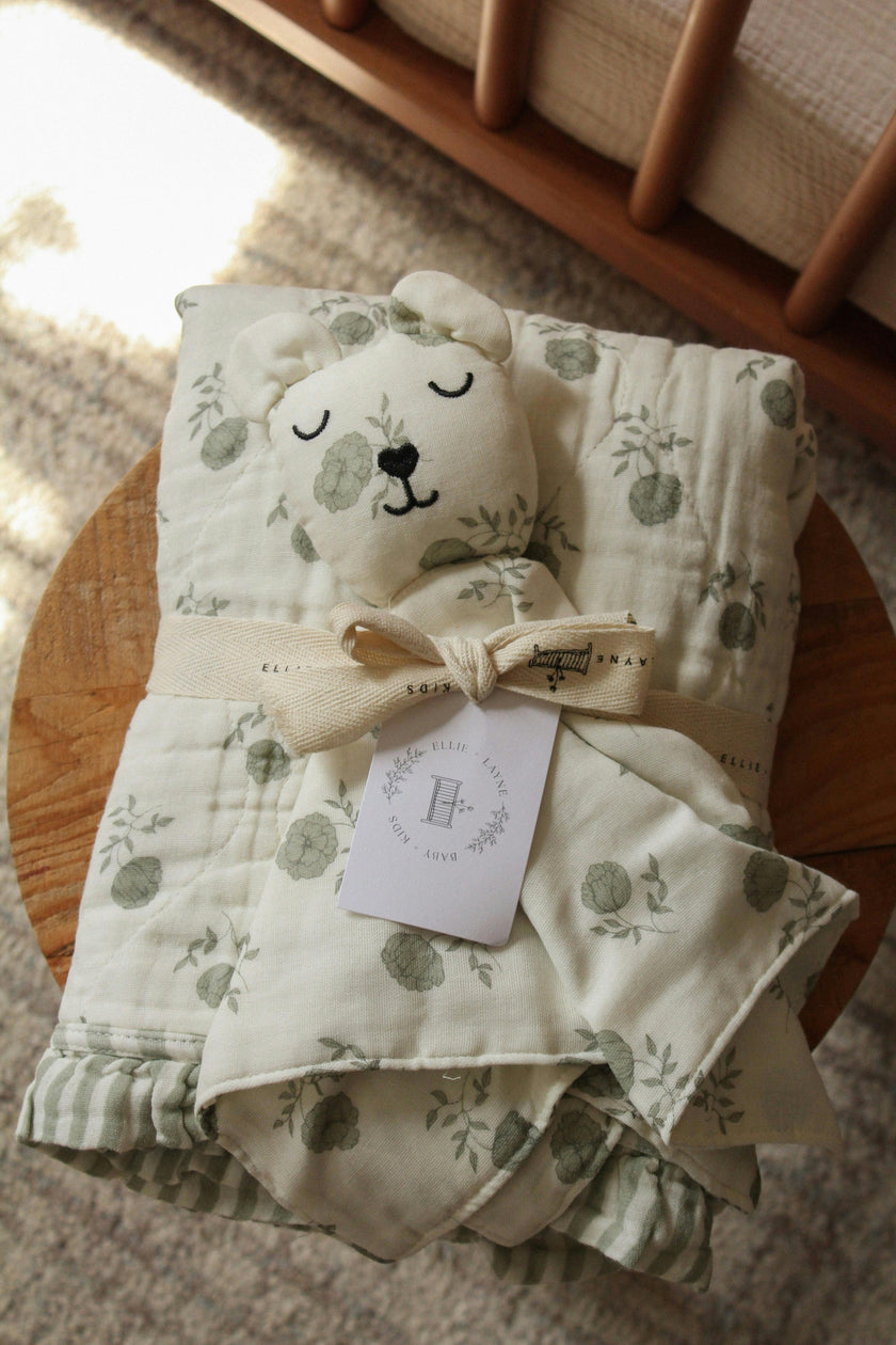 Elle Green Floral Ruffle Quilt 6 Layer Gauze Blanket