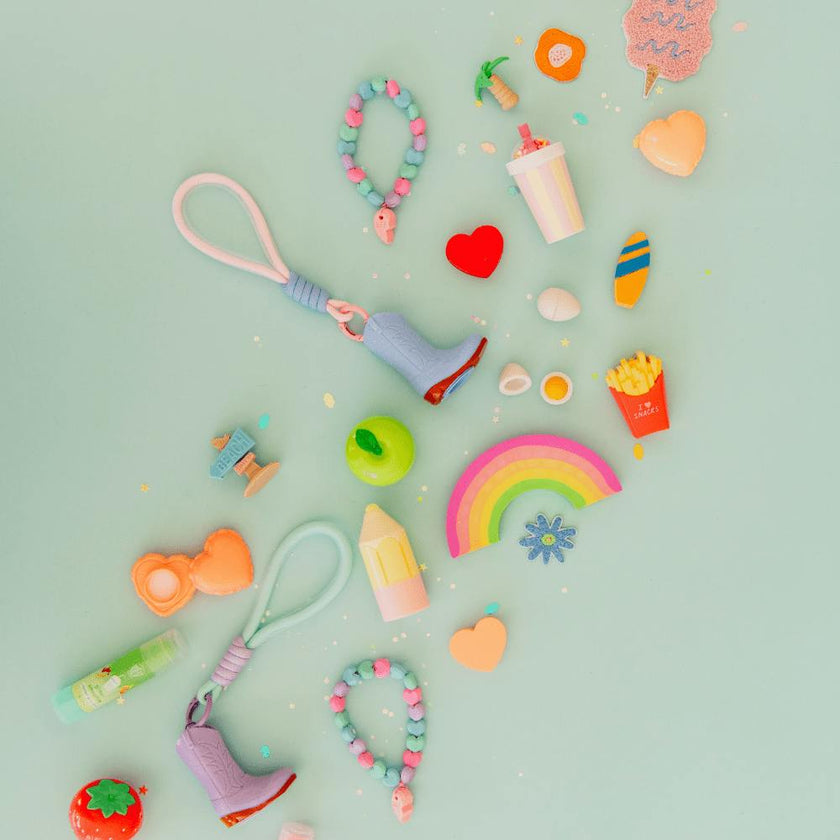 Large Heart Eraser Set