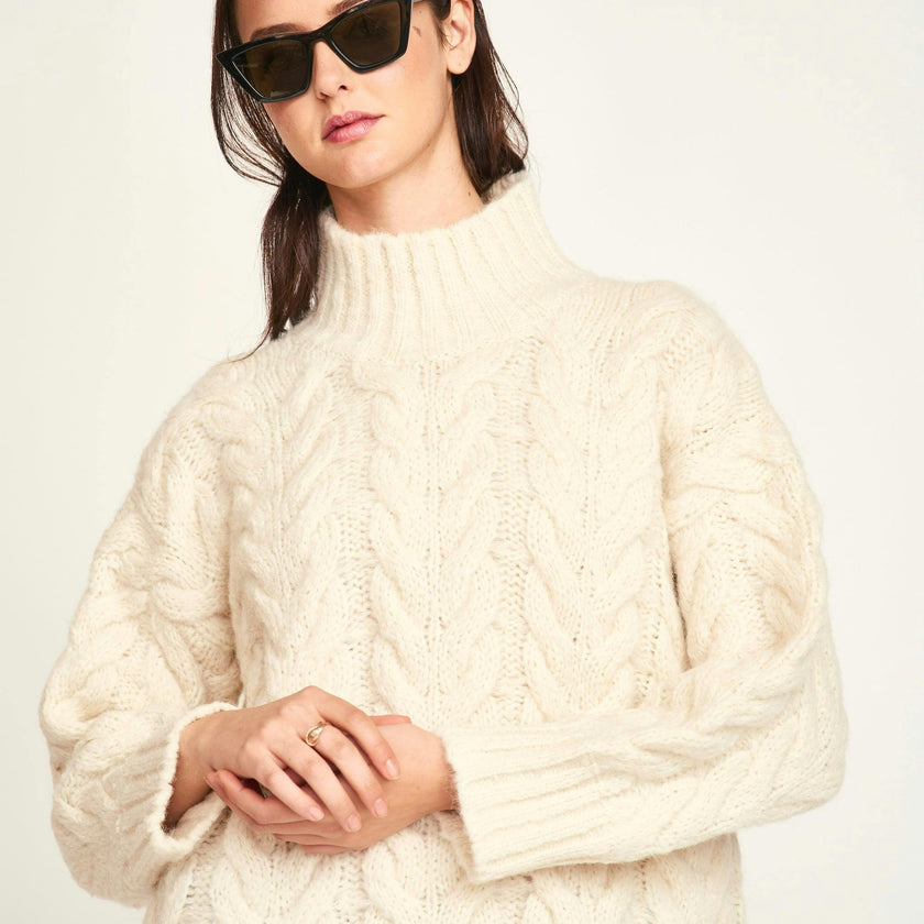 Salida Cable Turtleneck in Alabaster