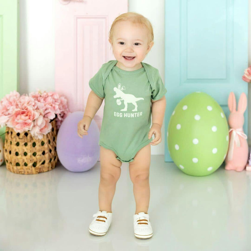 Egg Hunter Easter Short Sleeve Bodysuit