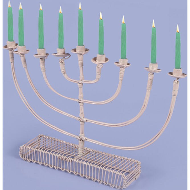 Licht Wire Round Arm Menorah