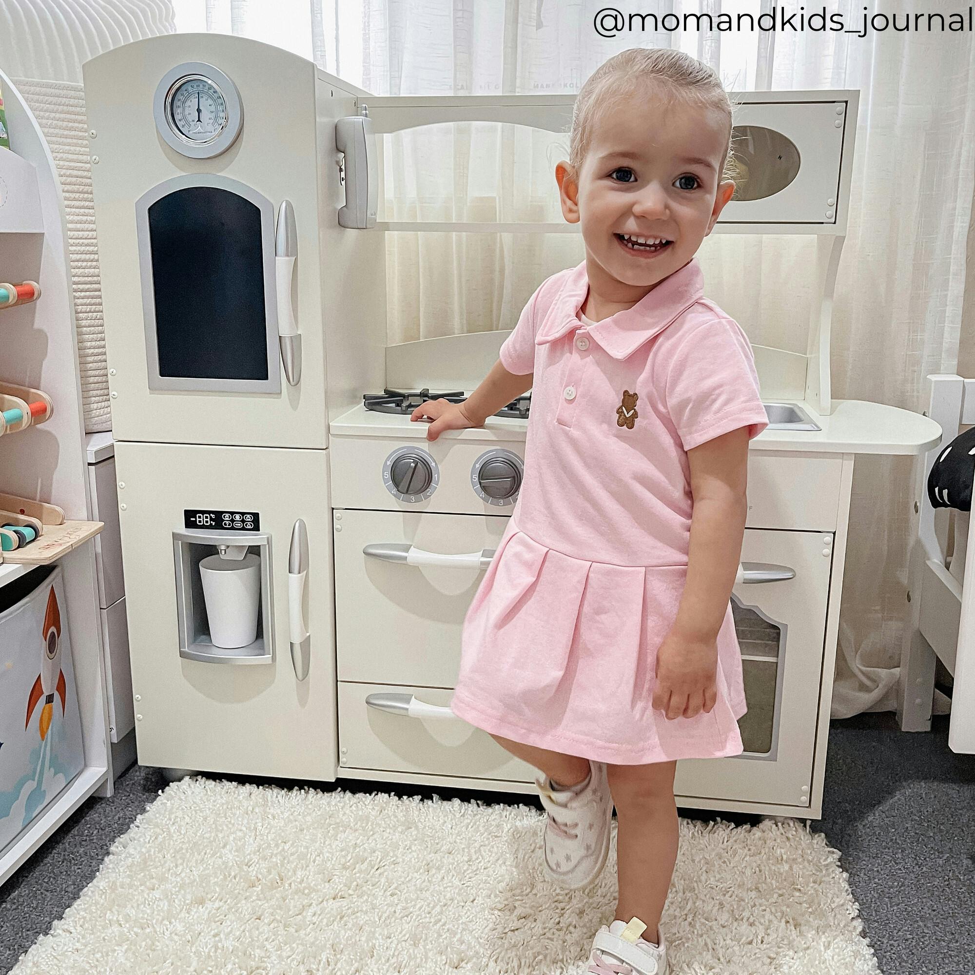 Little Chef Westchester Retro Play Kitchen