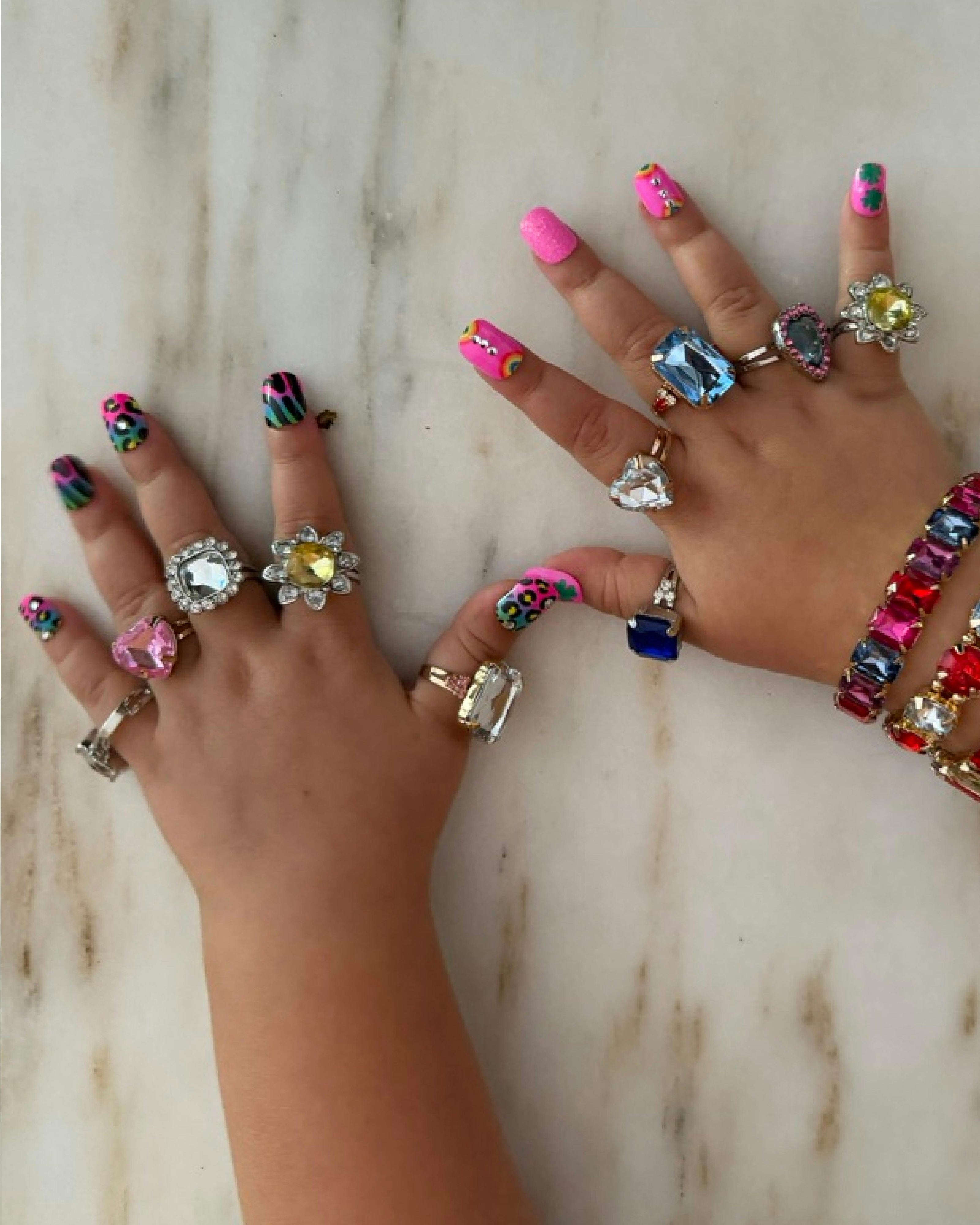 Days of the Week Press On Nails Kit