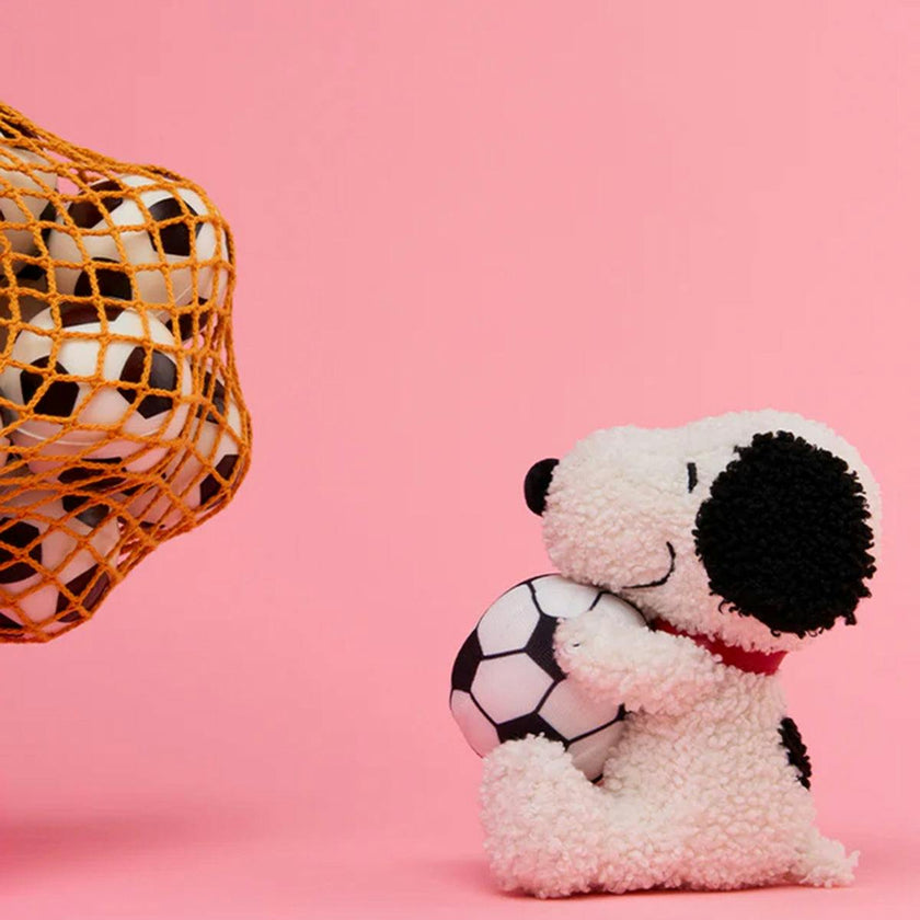 Plush Peanuts Snoopy Soccer 6"