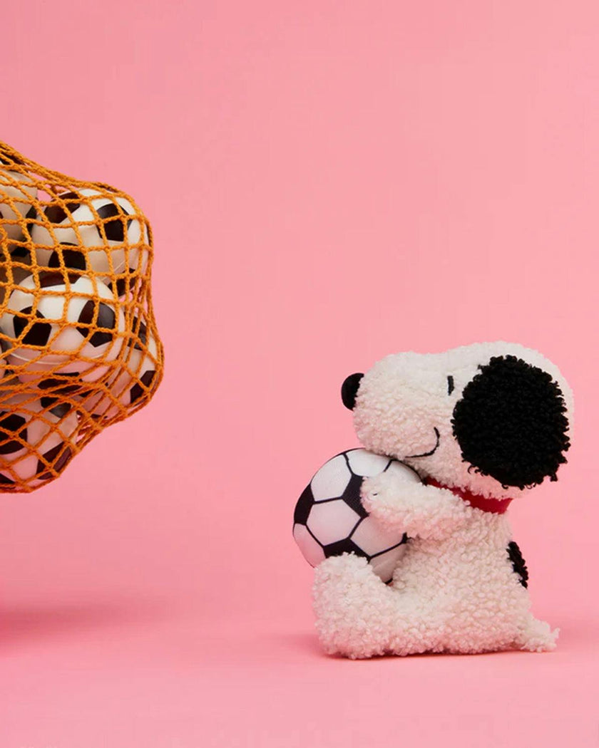 Plush Peanuts Snoopy Soccer 6"