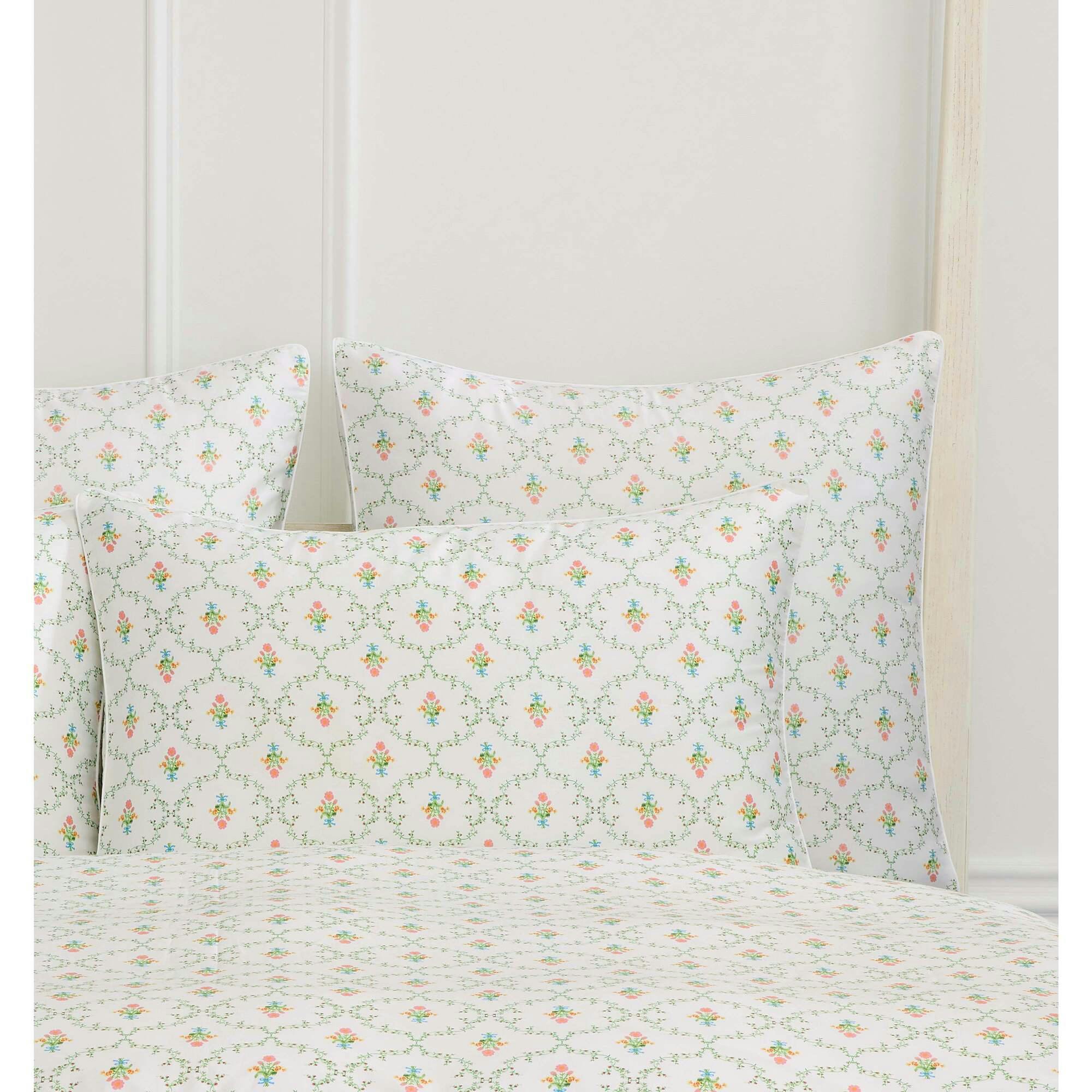 The Euro Sham - Pastel Trellis