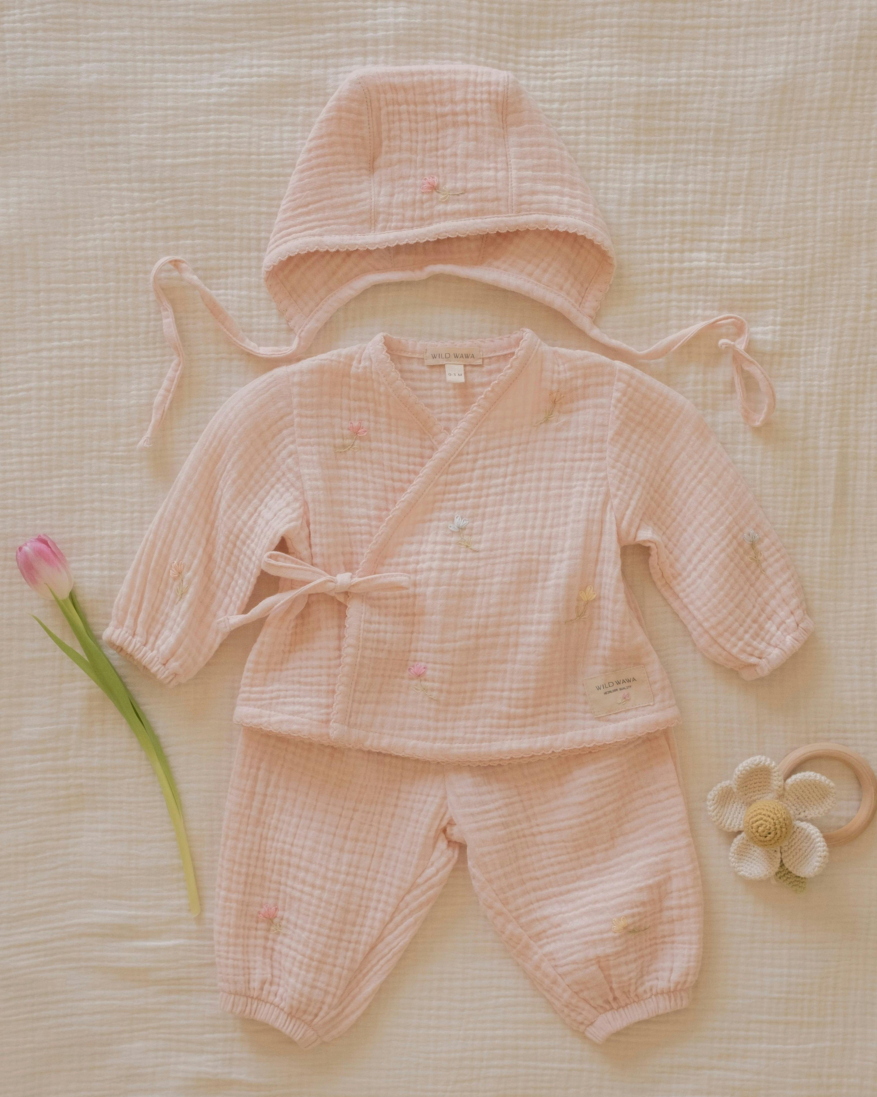 Gauze Bundle Set in Embroidered Flowers