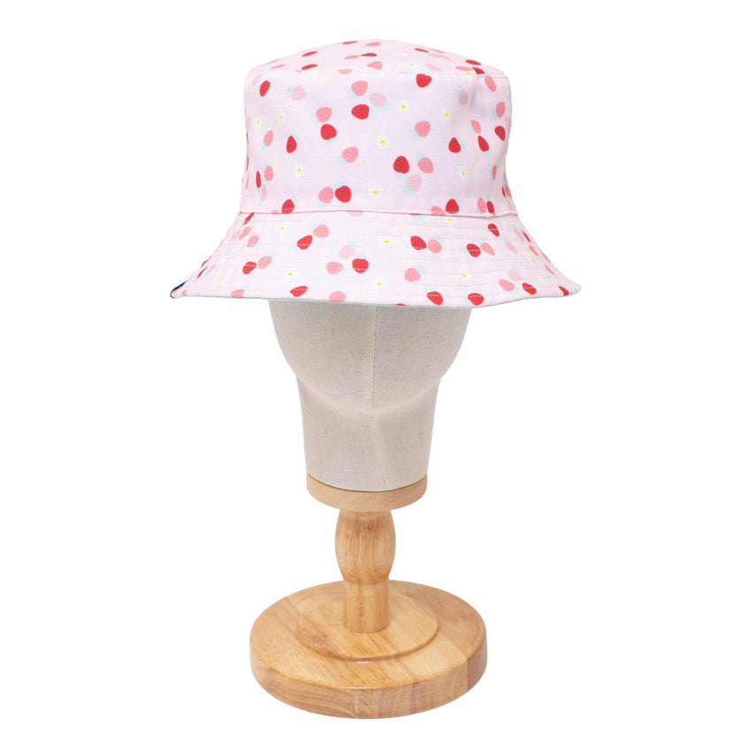 Reversible Bucket Hat – Strawberries + Daisies