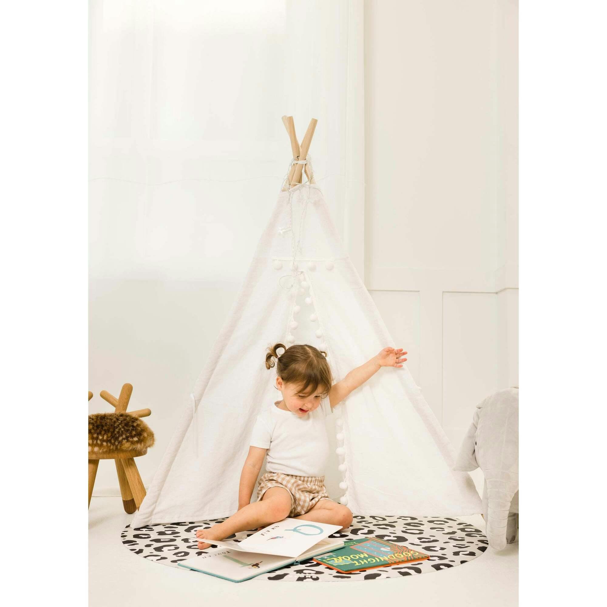 Catch All Mat for Mealtime & Playtime Mess