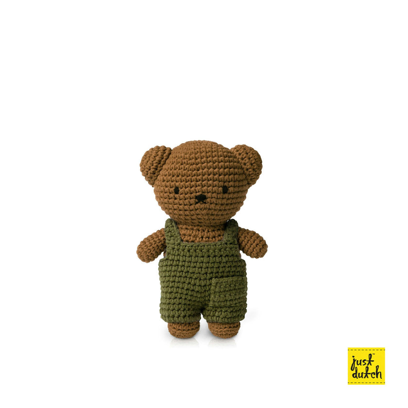 Boris in Casual Color Crochet Outfit