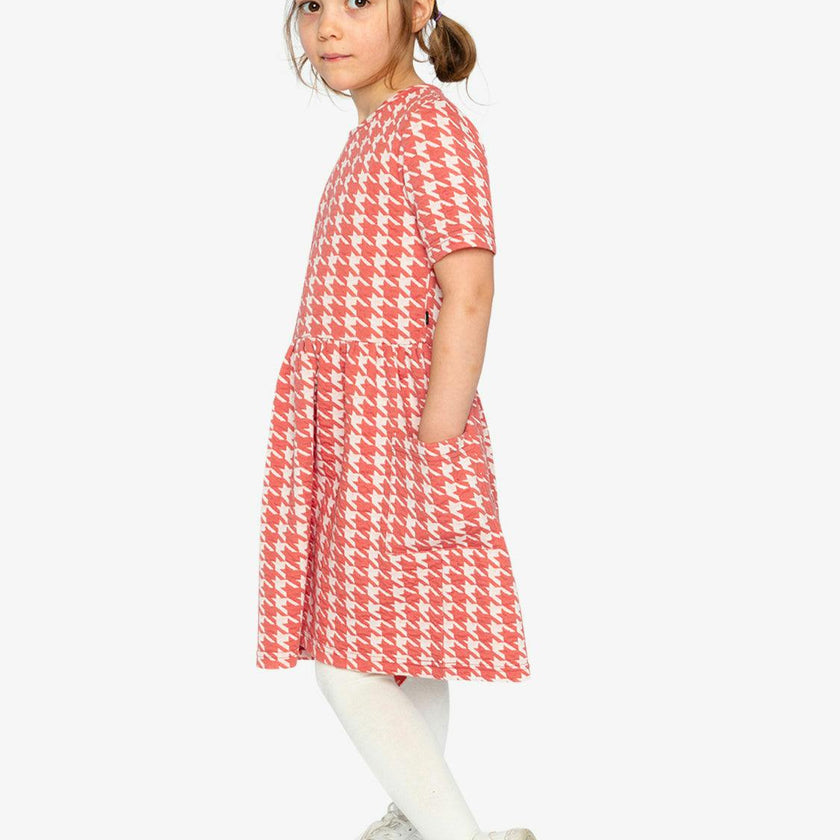 Short Sleeve Dress With Pockets Pink And White Houndstooth