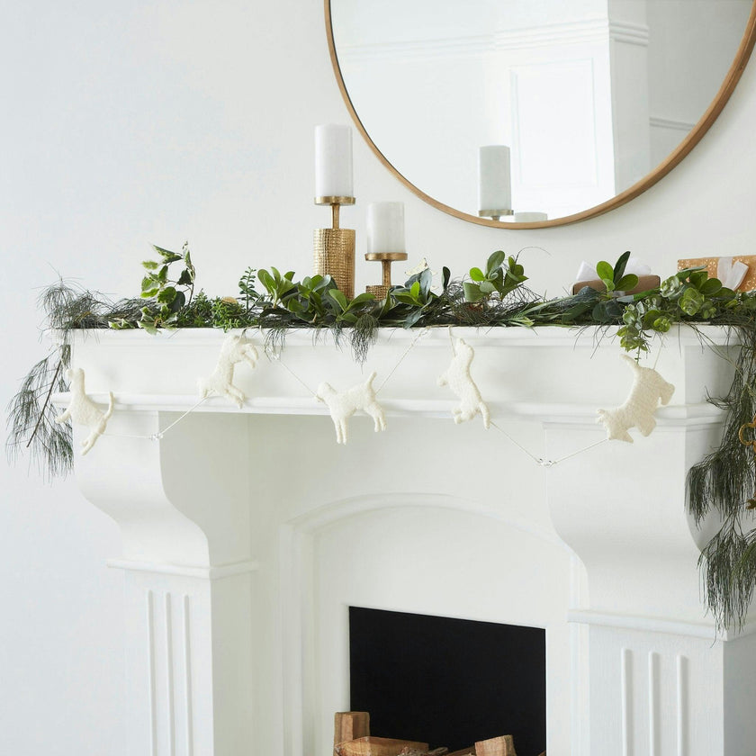 Handmade Dog Breed Christmas Garland and Bunting Cream- 6'