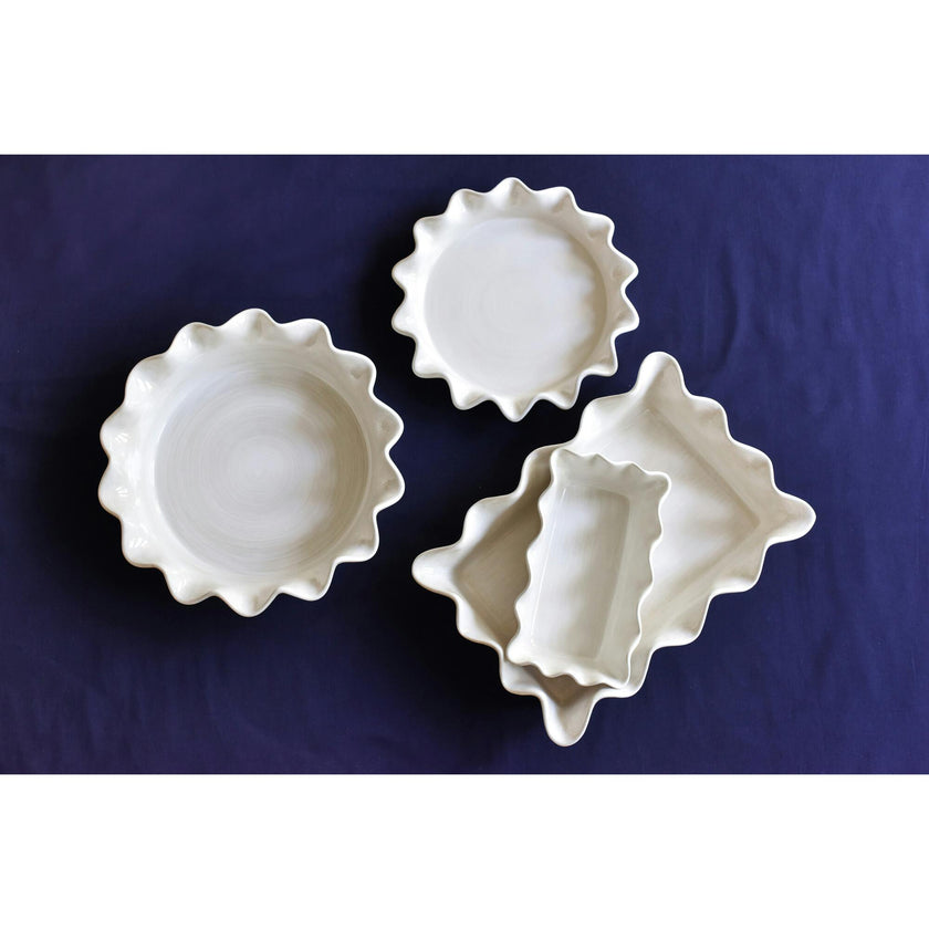 Signature White 8 Ruffle Pie Dish