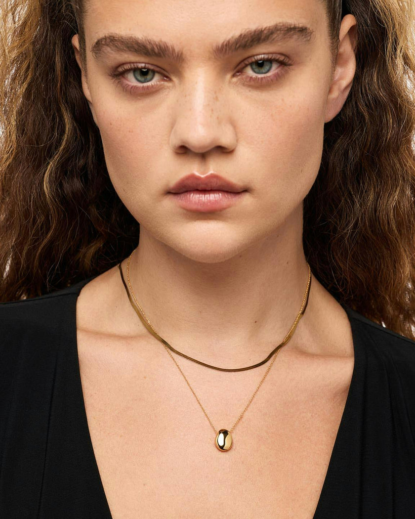 Gold Pendant Necklace - Pebble Mini