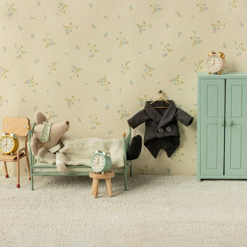 Vintage single bed, Mouse - Mint