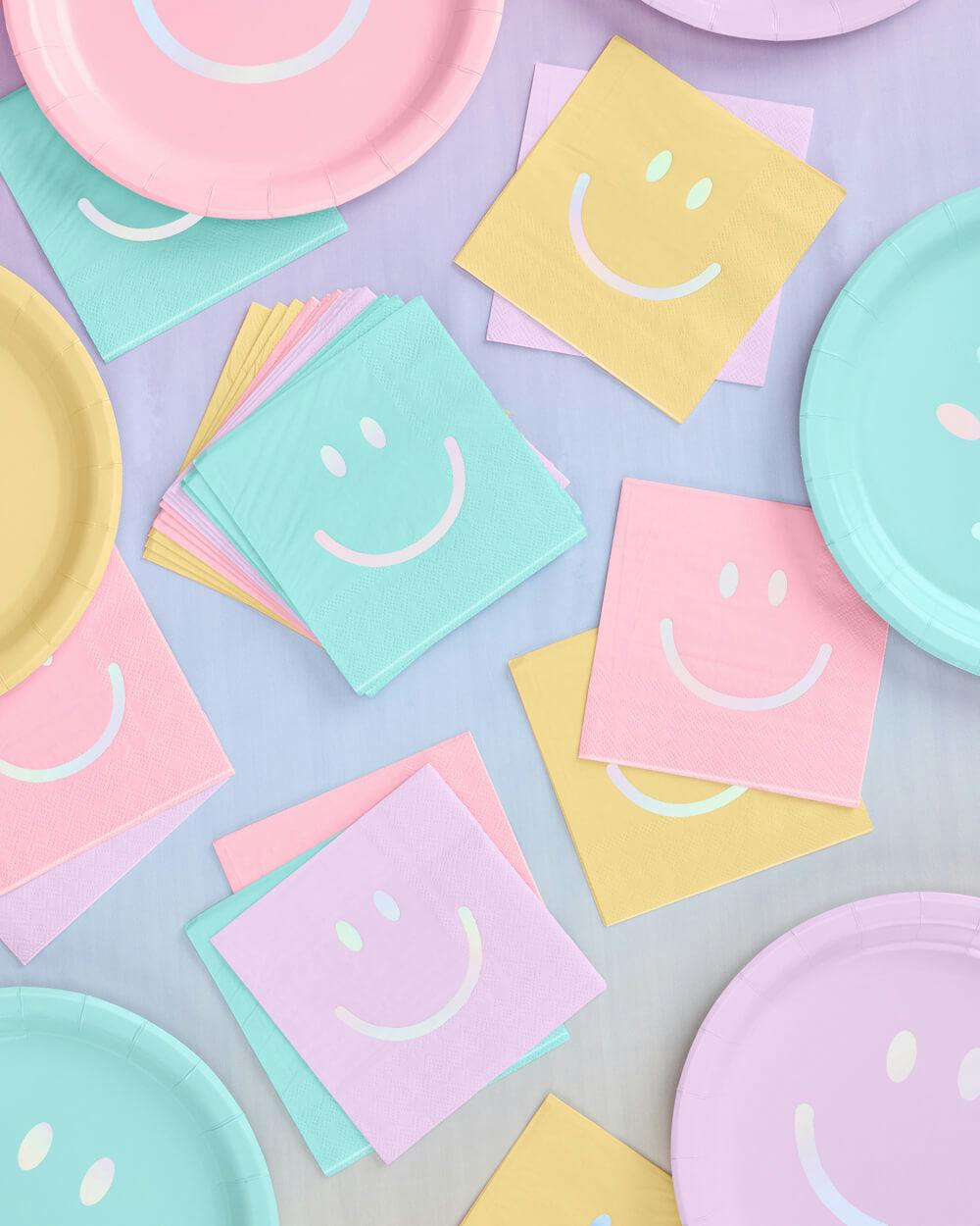 Smiley Napkin - 24 foil napkins
