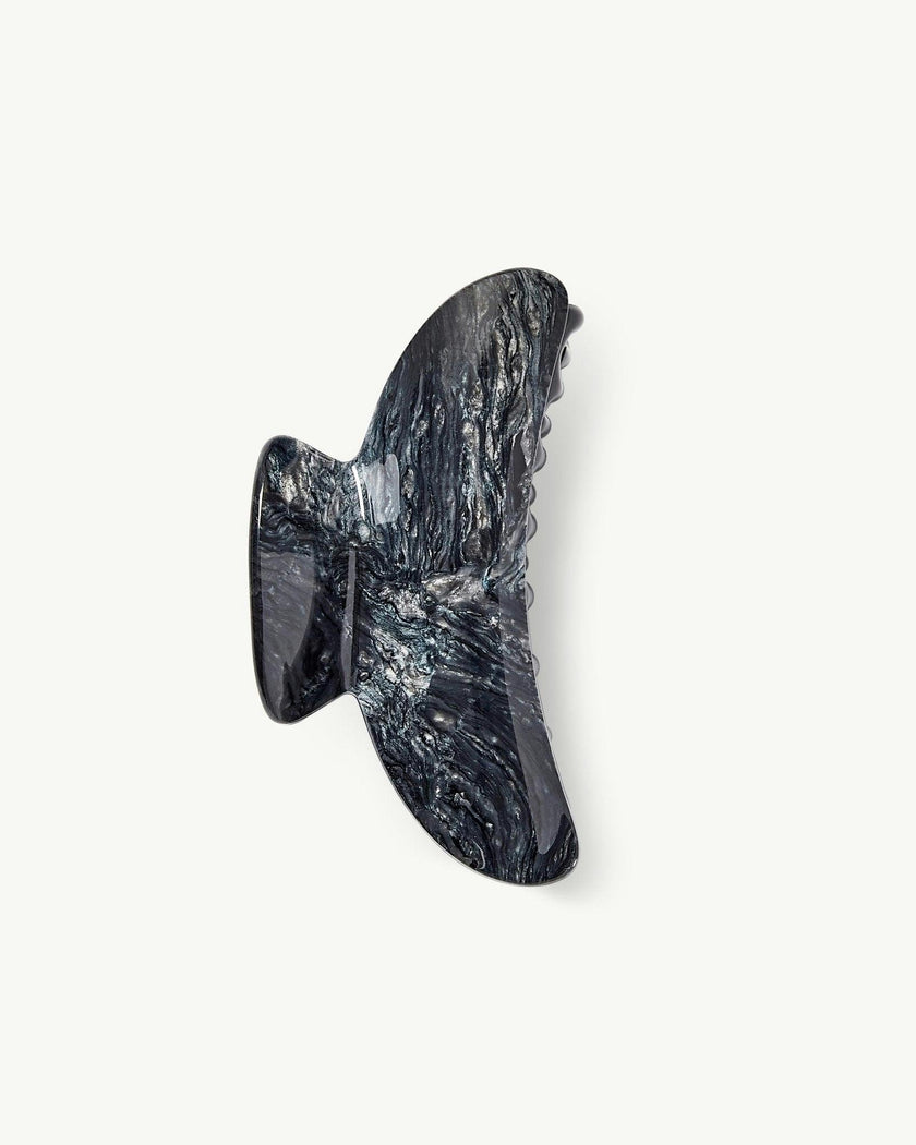 Grande Heirloom Claw in Obsidian