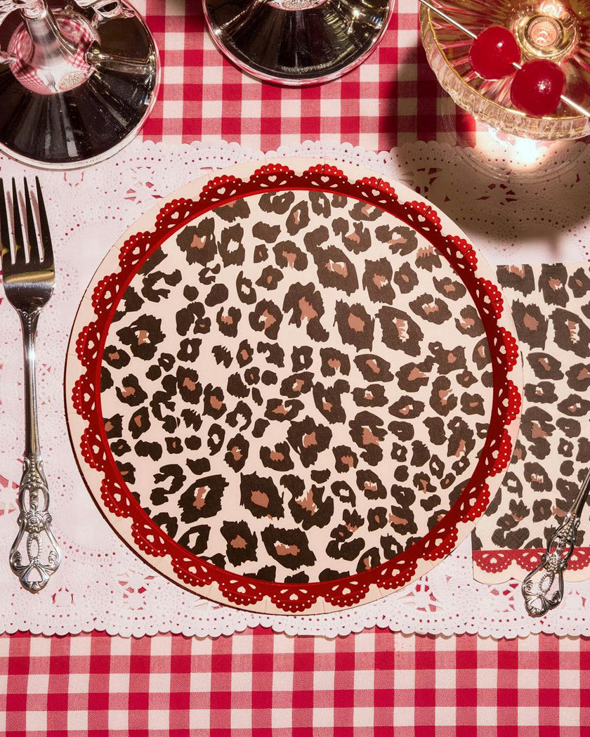 Wild Thing Plates - 25 paper plates