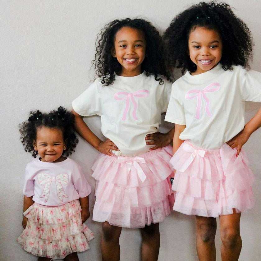 Ditsy Floral Bow Patch Short Sleeve T-Shirt