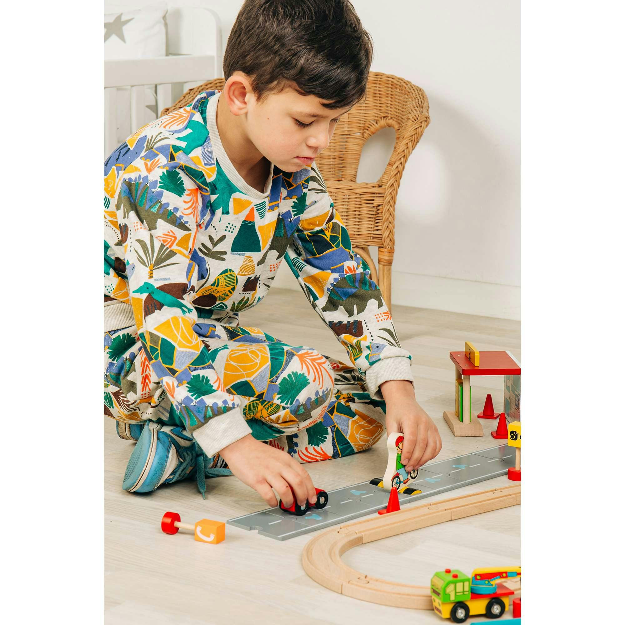 Roadway Accessory Pack