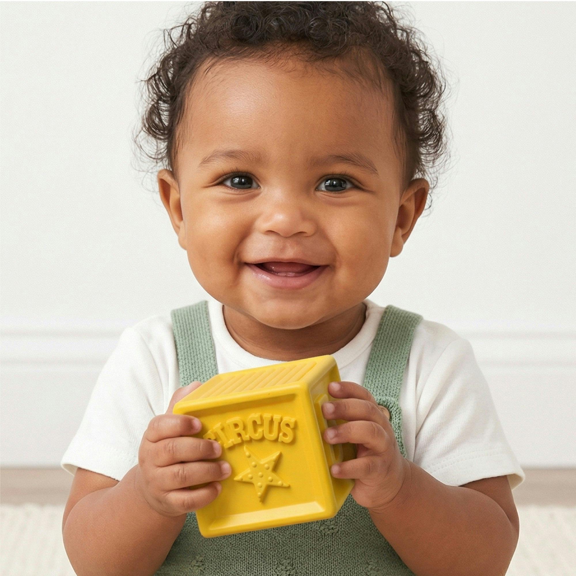 Itzy Blocks™ Sensory Blocks Set