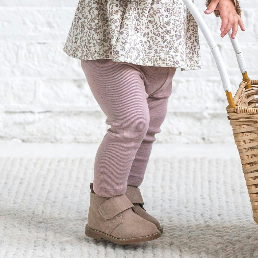 KENDI Lennon Ribbed Leggings Lindsey Floral / Olive