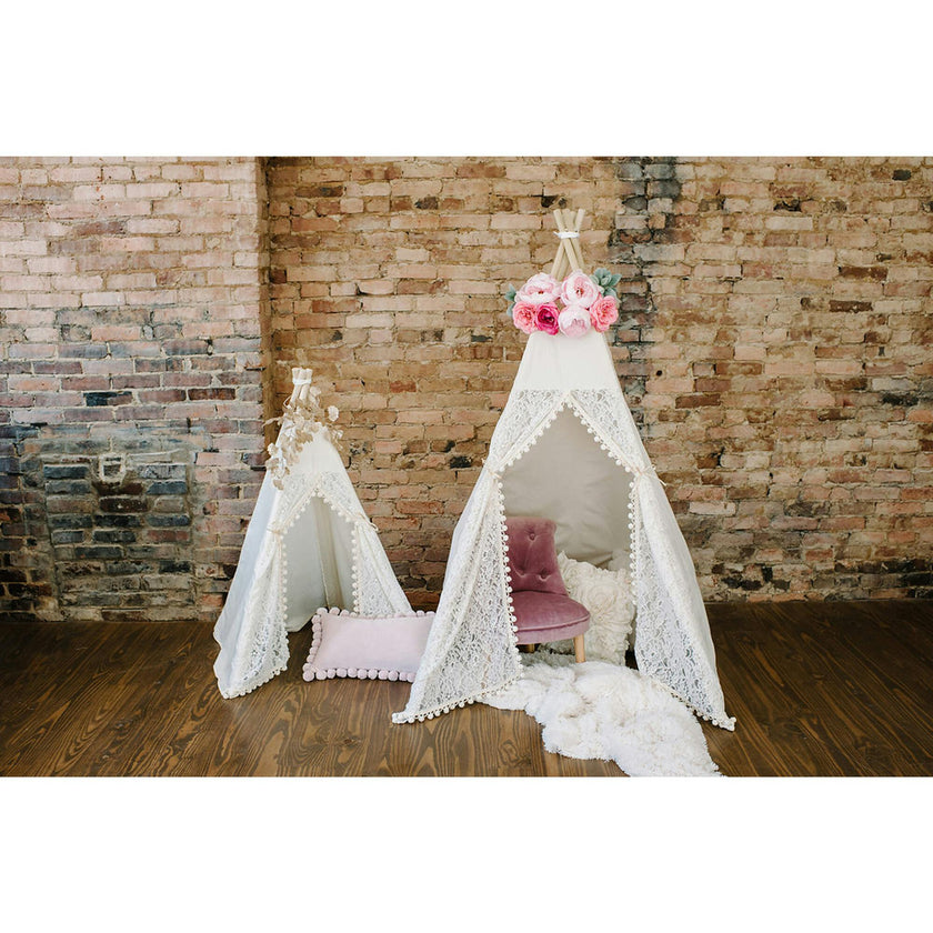 Eleanor Play Tent