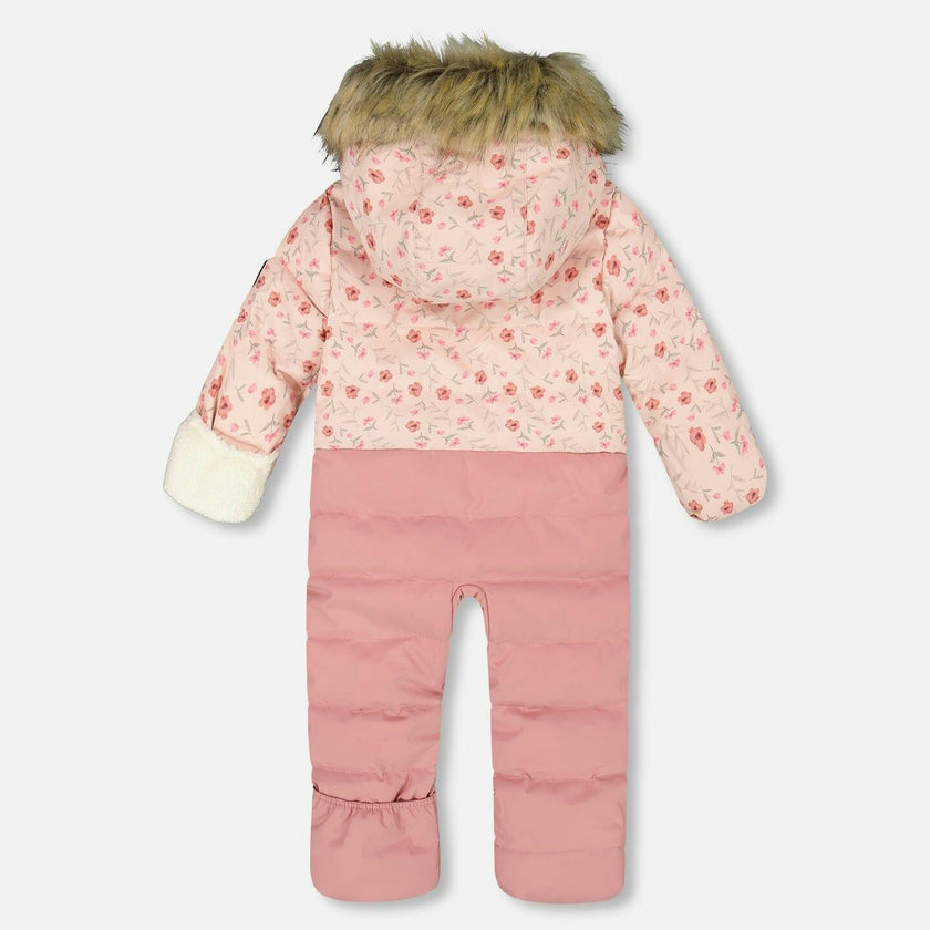 One-Piece Baby Snug Snowsuit Designed for Car Seat