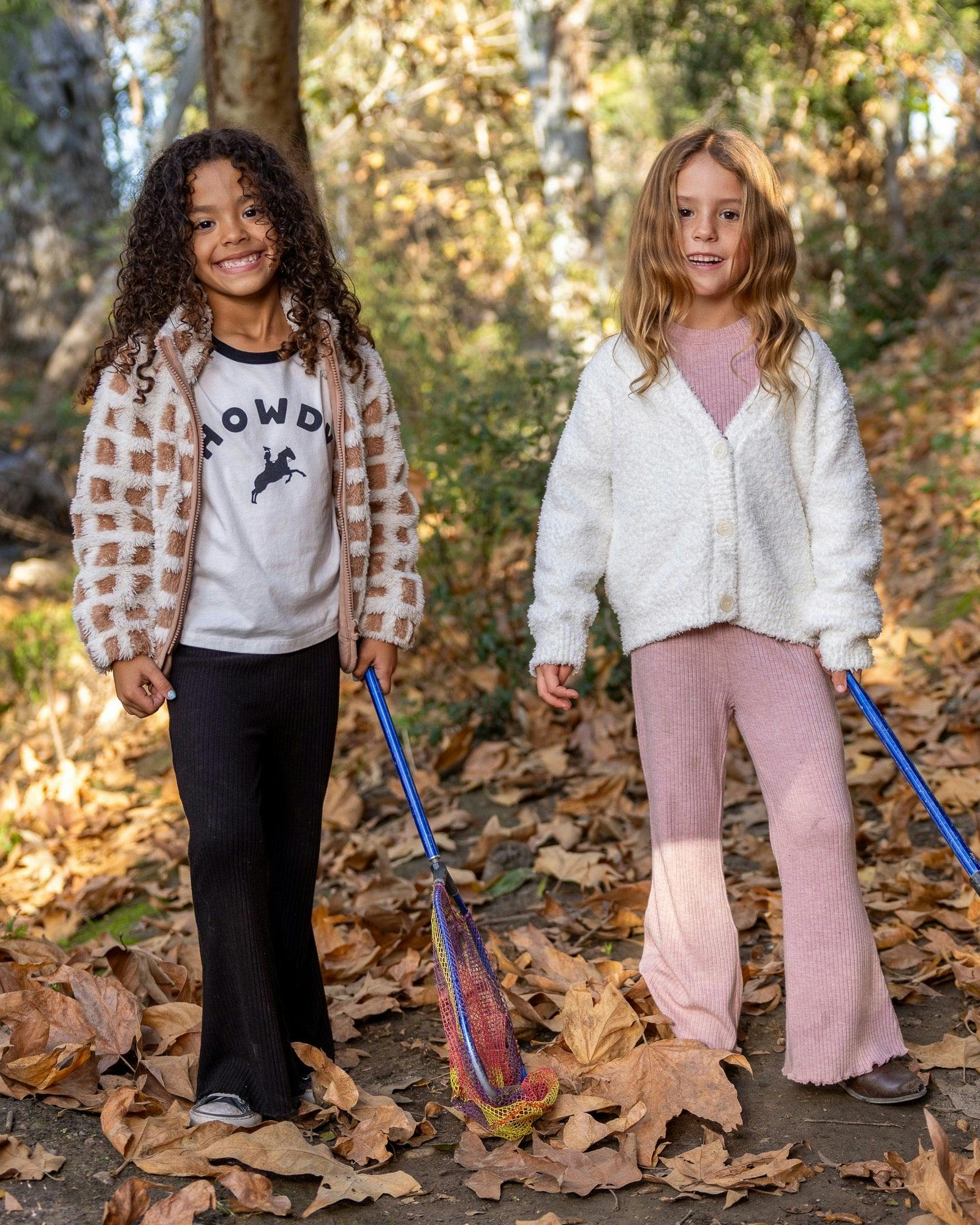 Aura Howdy Raglan Tee - Black