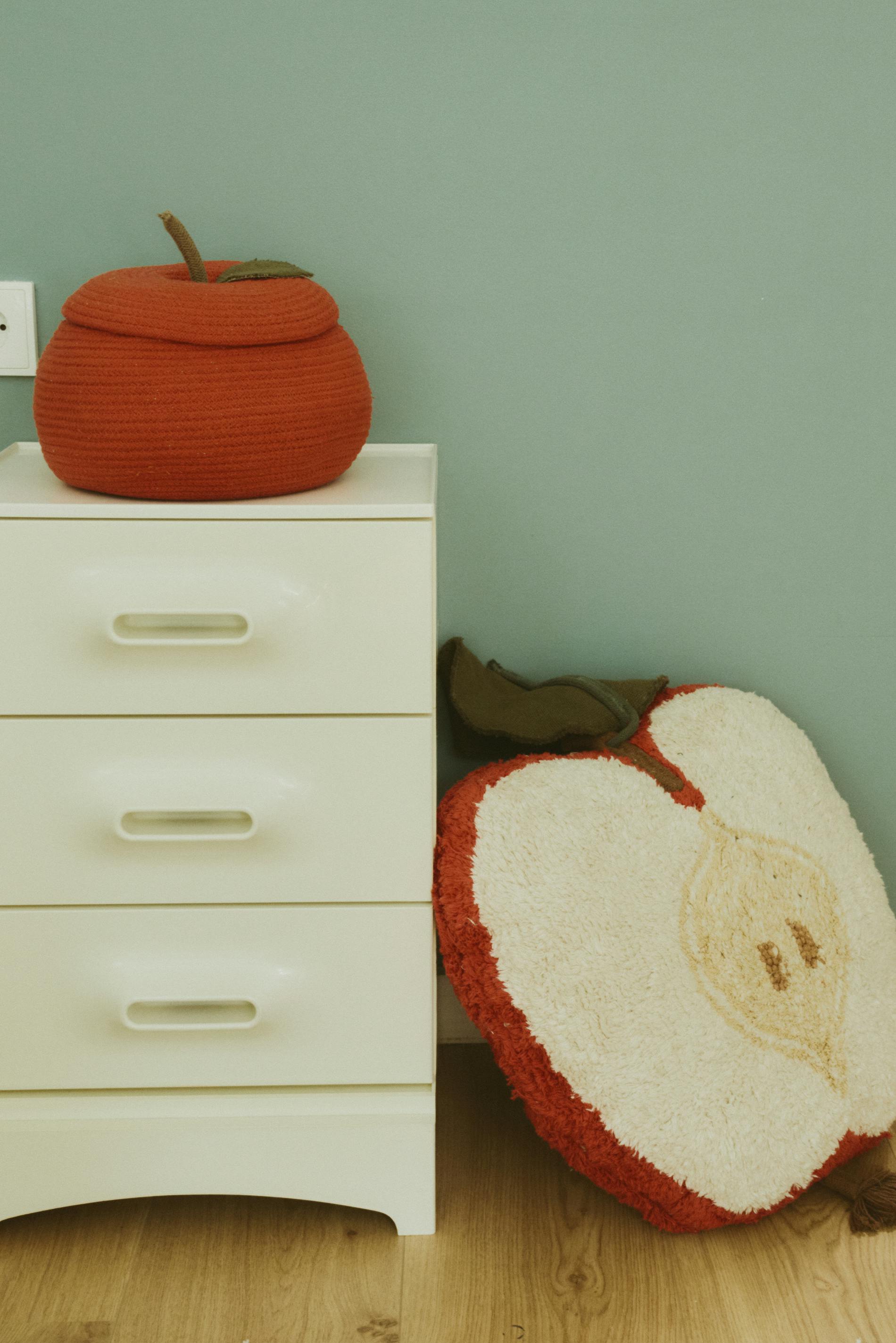 Floor Cushion Apple