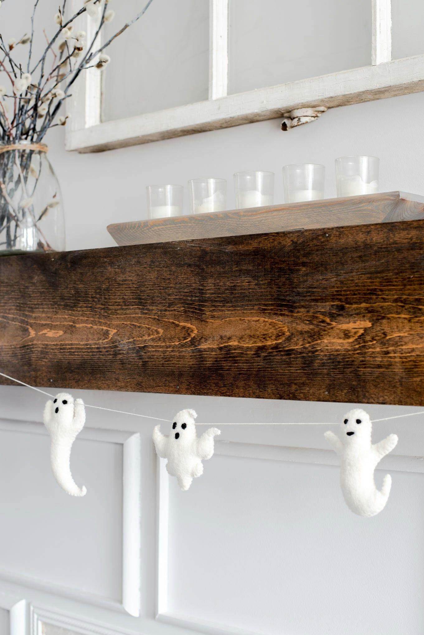 Flying Ghost Garland