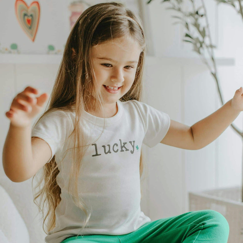 graphic tee | lucky