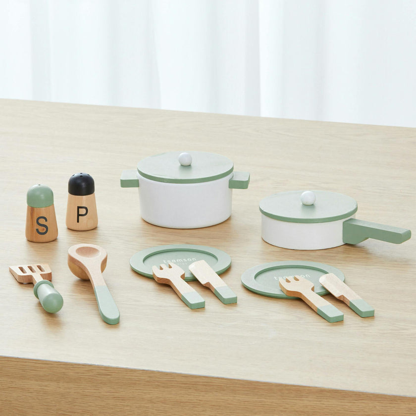 Little Chef Frankfurt Wooden Cookware Accessories
